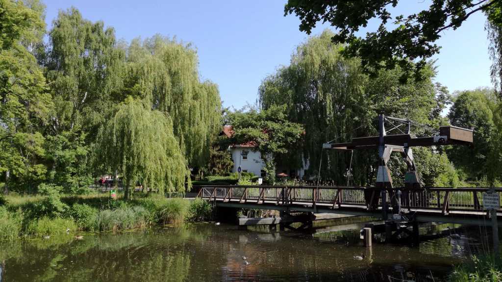 Historisches Idyll: Alte Kipp-Brücke über dem Nottekanal | Johannes Ulrich Gehrke