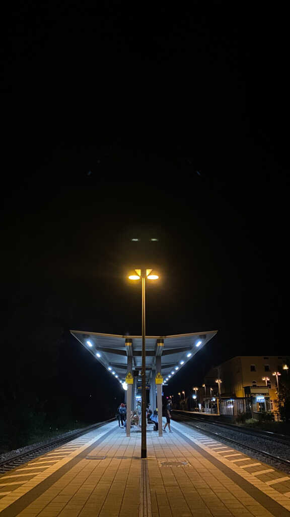Bahnhof Schwabmünchen bei Nacht | Johannes Ulrich Gehrke