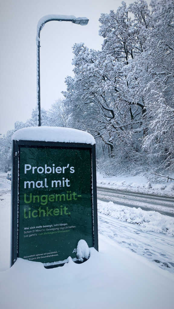 Ja bissl ungemütlich ist es schon so mit dem Schnee draußen in Augsburg – aber schön | Johannes Ulrich Gehrke